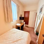 307 Queens Road Single Bed Private Toilet & Shower Near Beeston Railway Station